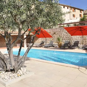  Ferienhaus Les Terrasses De